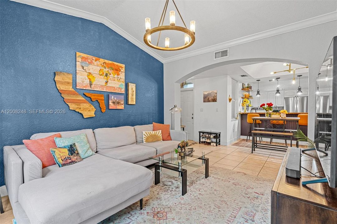 Activo con contrato: $499,999 (3 camas, 2 baños, 1131 Pies cuadrados)