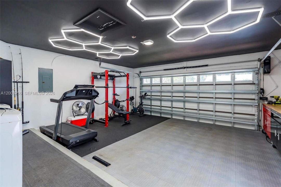 Activo con contrato: $820,000 (3 camas, 2 baños, 1626 Pies cuadrados)