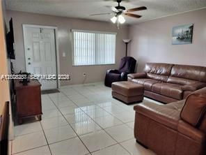 Active With Contract: $149,900 (2 beds, 2 baths, 1012 Square Feet)