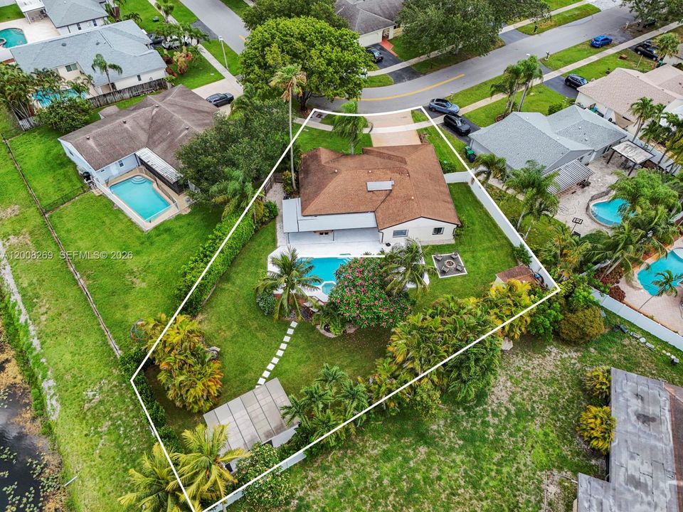 Recently Rented: $6,375 (3 beds, 2 baths, 2034 Square Feet)