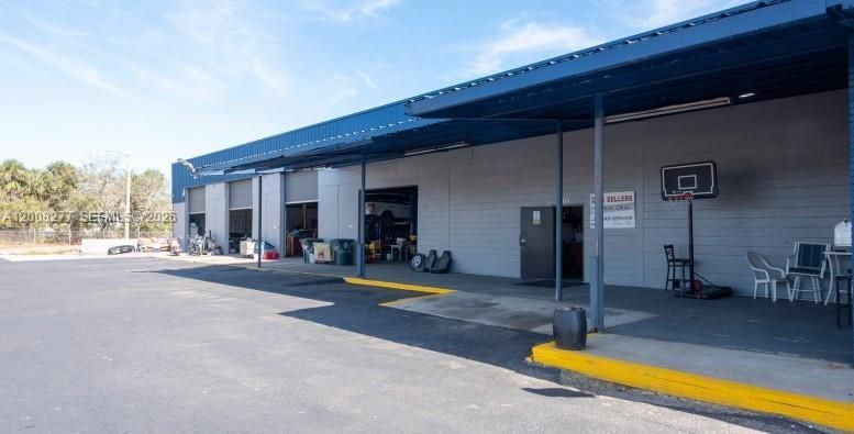 405 N Charles Street Daytona Beach