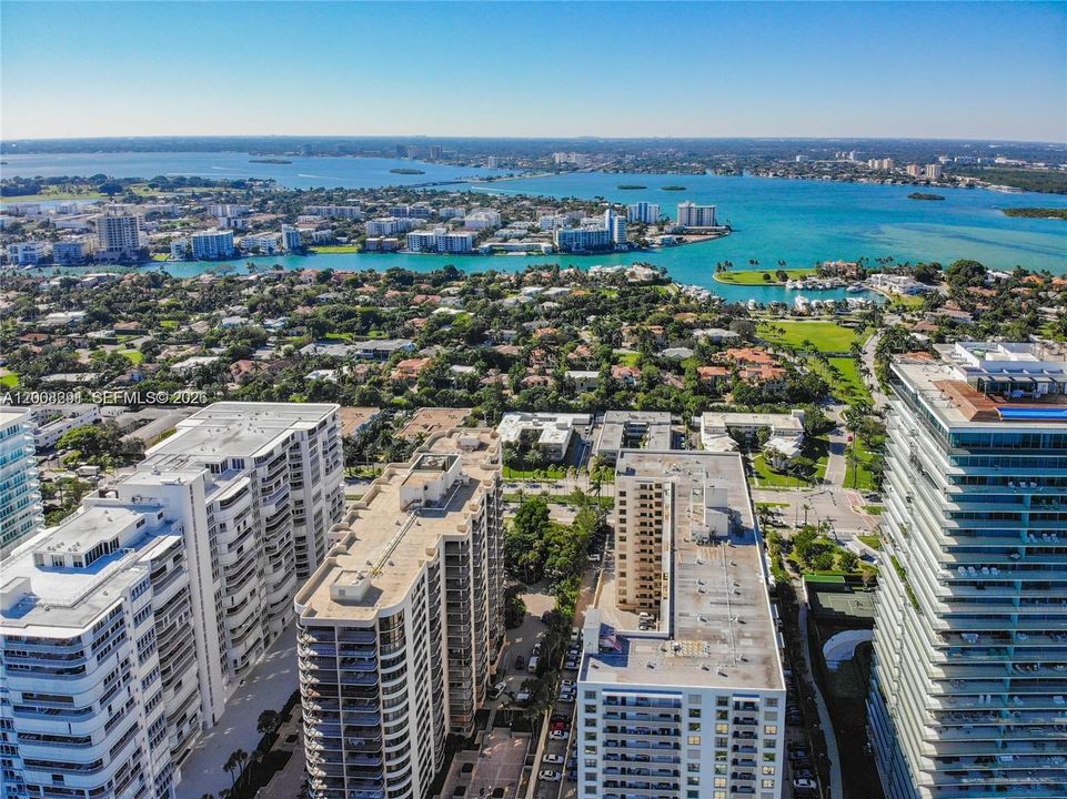 For Sale: $699,999 (2 beds, 2 baths, 1514 Square Feet)