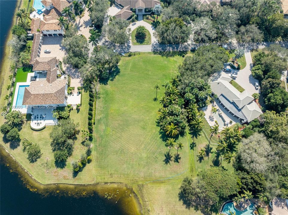 En Venta: $6,500,000 (5 camas, 4 baños, 5448 Pies cuadrados)