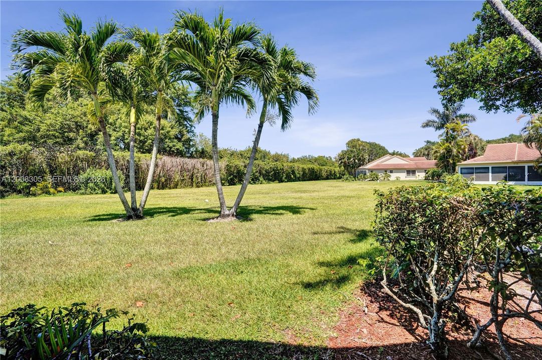 Vendido Recientemente: $299,000 (2 camas, 2 baños, 1516 Pies cuadrados)