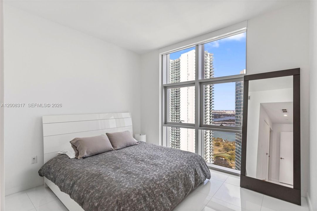 En Venta: $1,040,000 (2 camas, 3 baños, 1547 Pies cuadrados)