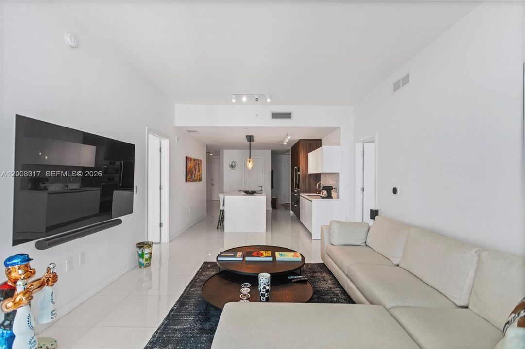 En Venta: $1,040,000 (2 camas, 3 baños, 1547 Pies cuadrados)