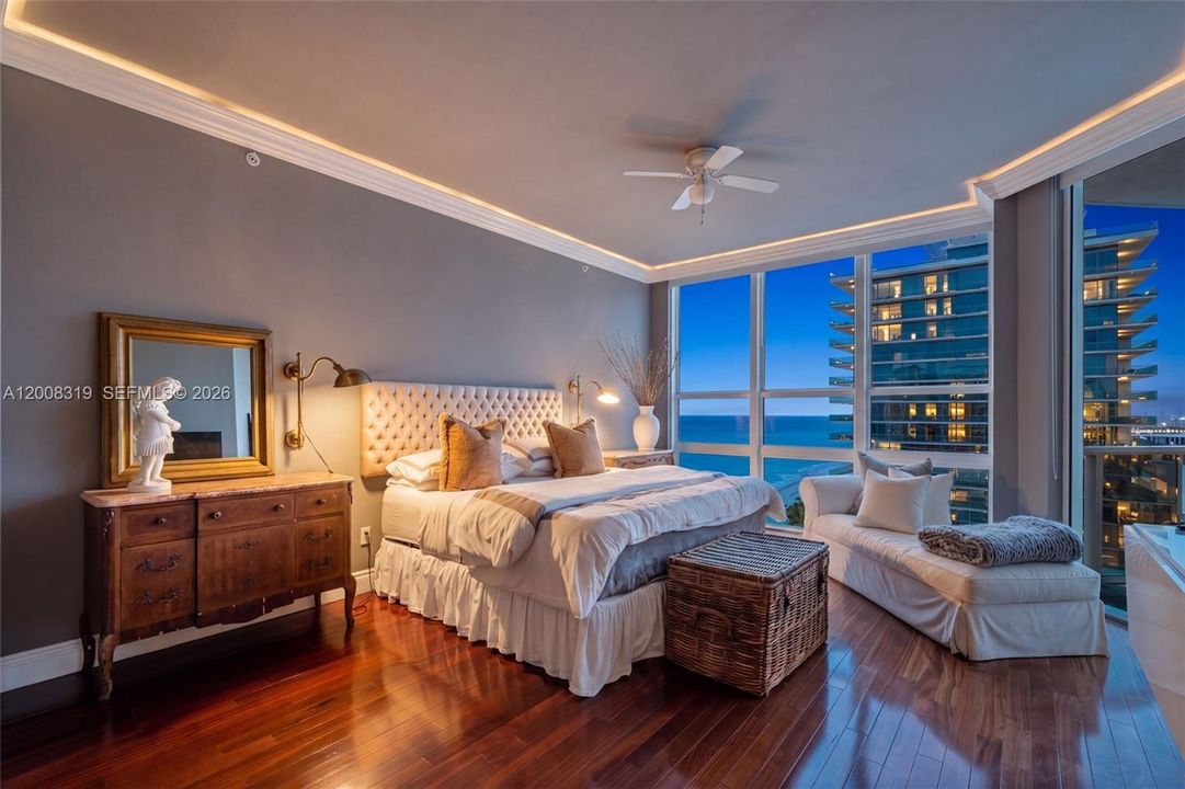 En Venta: $4,595,000 (4 camas, 4 baños, 2918 Pies cuadrados)