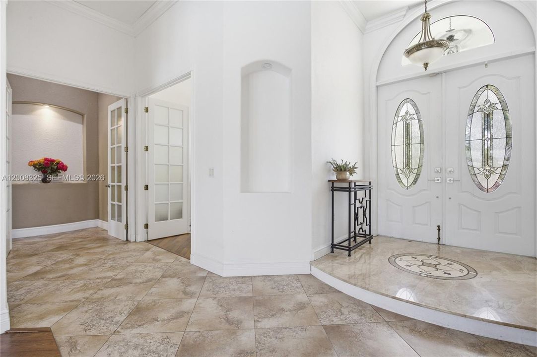 En Renta: $12,900 (5 camas, 4 baños, 4651 Pies cuadrados)