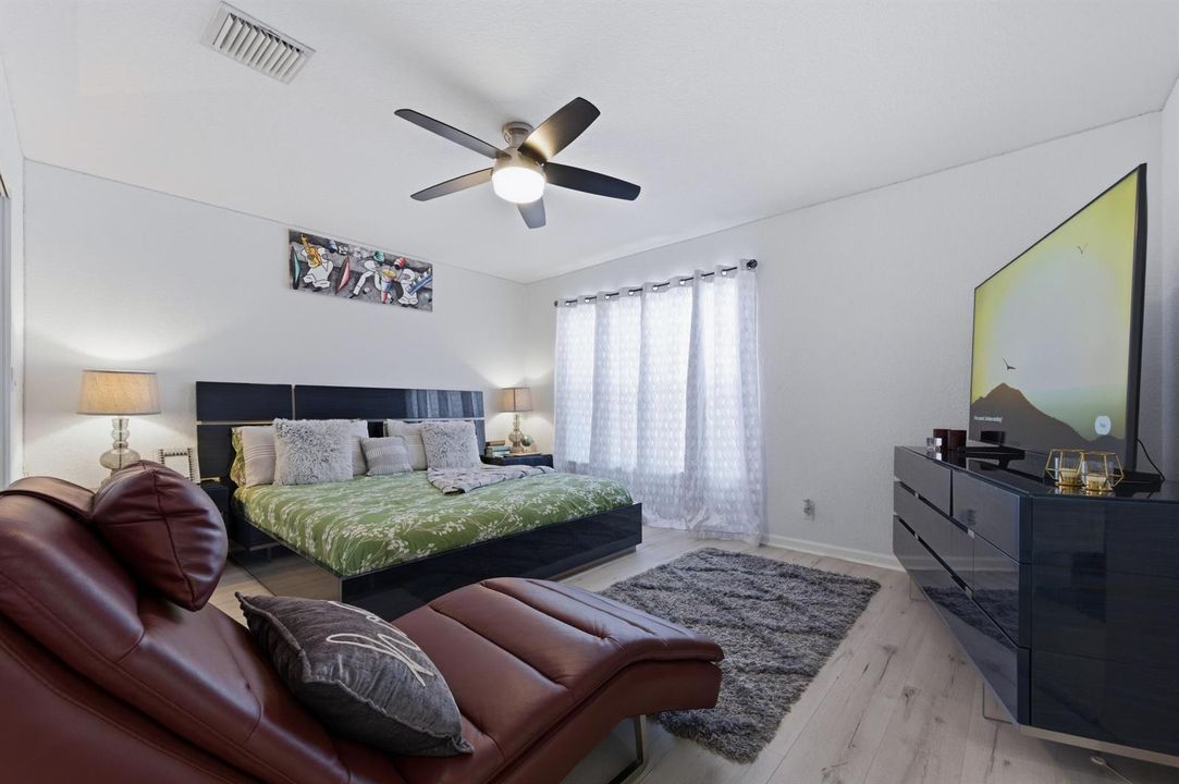 4162_Winnipeg_Way_WPB_029