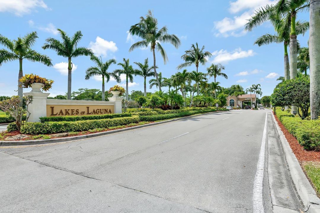 4156 Meade Way West Palm Beach-large-007