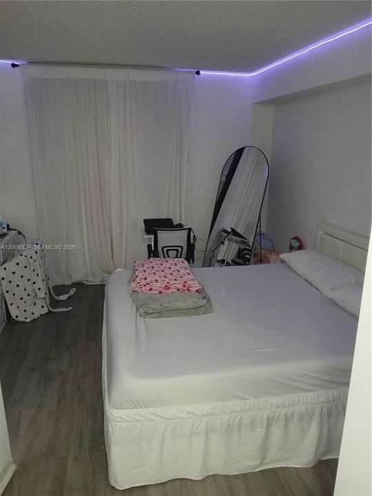 Activo con contrato: $2,100 (1 camas, 1 baños, 685 Pies cuadrados)
