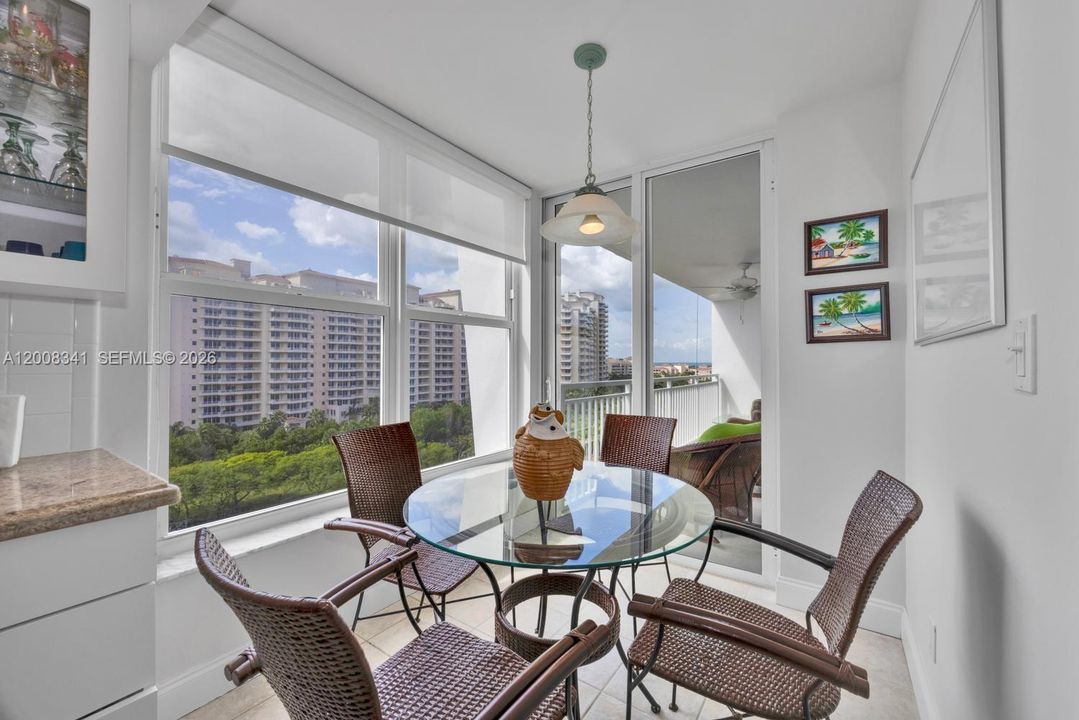 Active With Contract: $6,500 (2 beds, 2 baths, 1496 Square Feet)