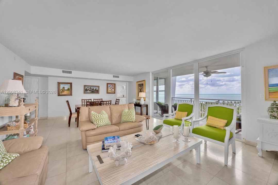 Active With Contract: $6,500 (2 beds, 2 baths, 1496 Square Feet)