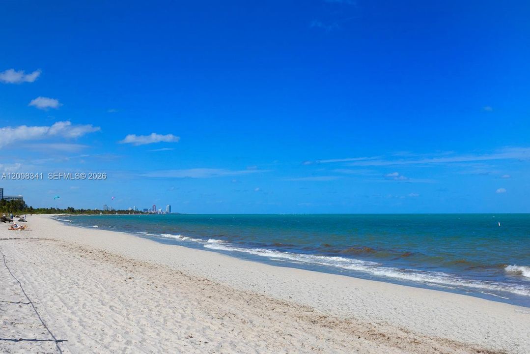 Active With Contract: $6,500 (2 beds, 2 baths, 1496 Square Feet)