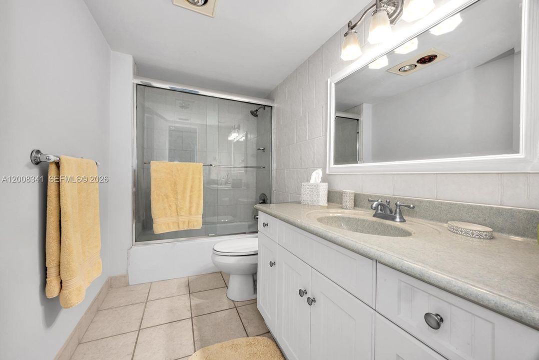 Active With Contract: $6,500 (2 beds, 2 baths, 1496 Square Feet)