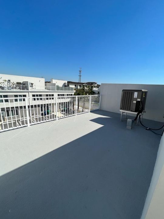 В аренду: $2,650 (3 спален, 2 ванн, 1398 Квадратных фут)