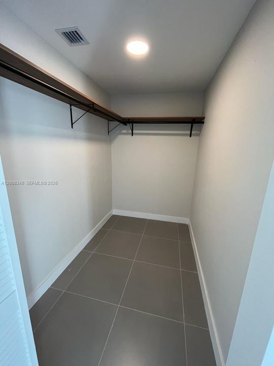 В аренду: $2,650 (3 спален, 2 ванн, 1398 Квадратных фут)