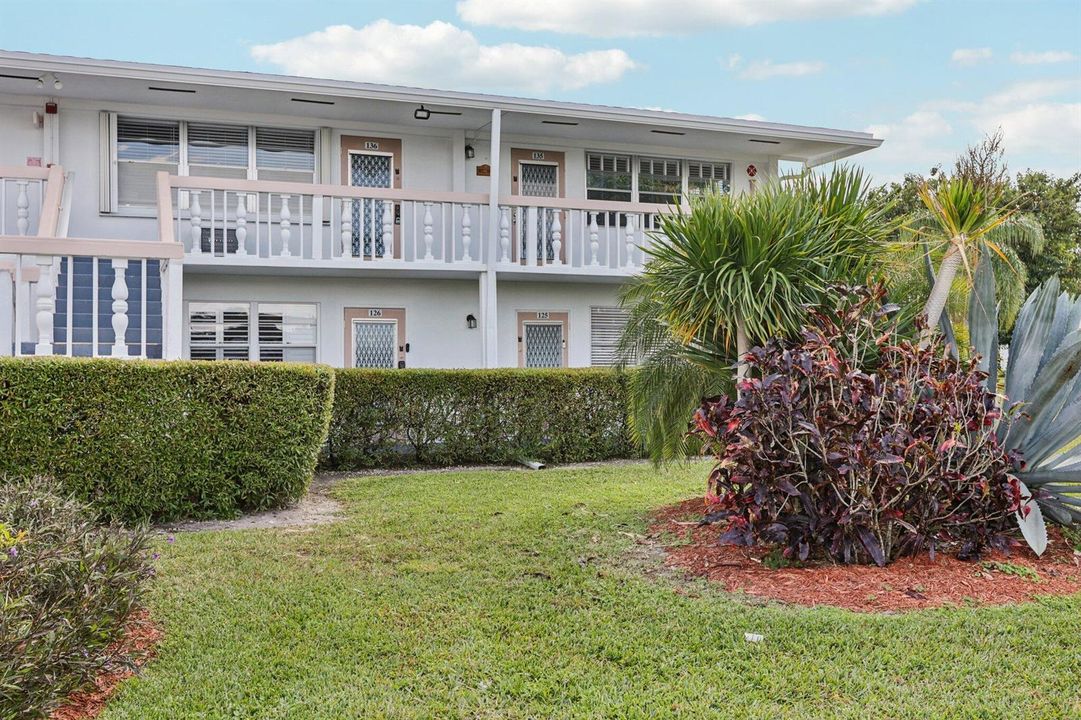 3-web-or-mls-Oakridge J 125-S1202-003