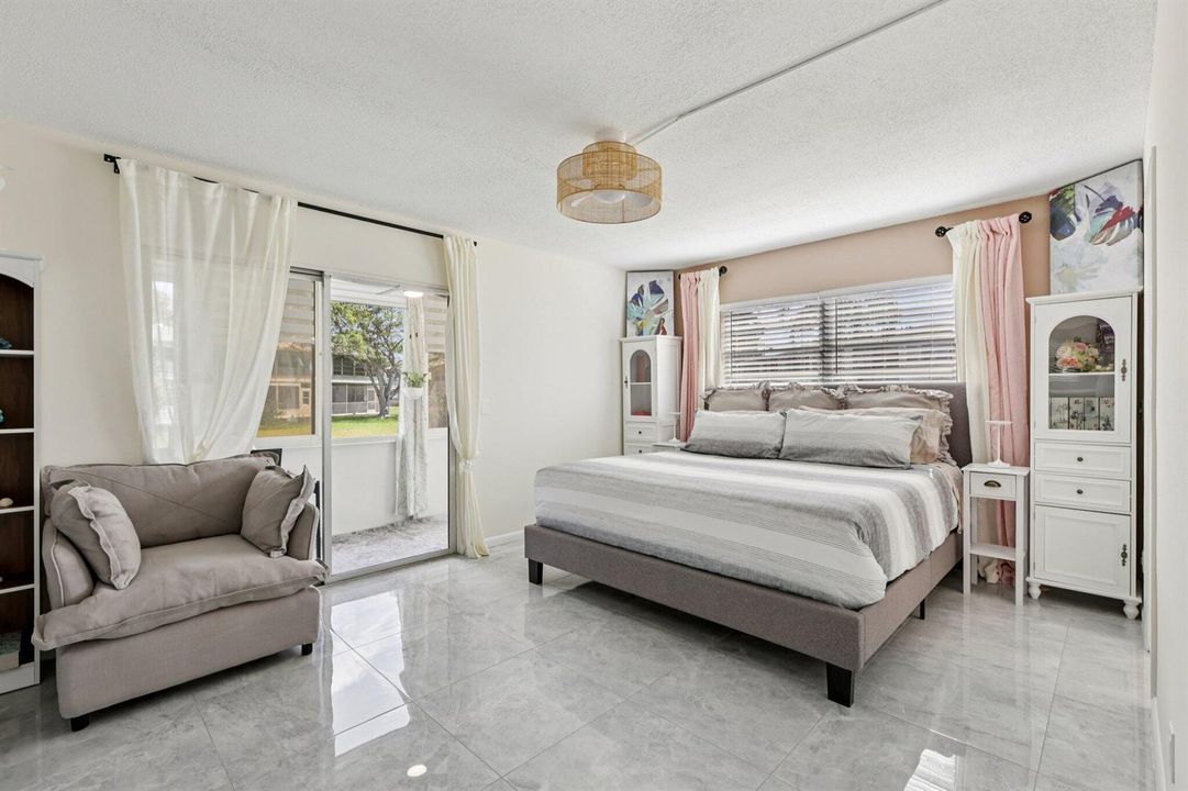19-web-or-mls-Oakridge J 125-S1202-019