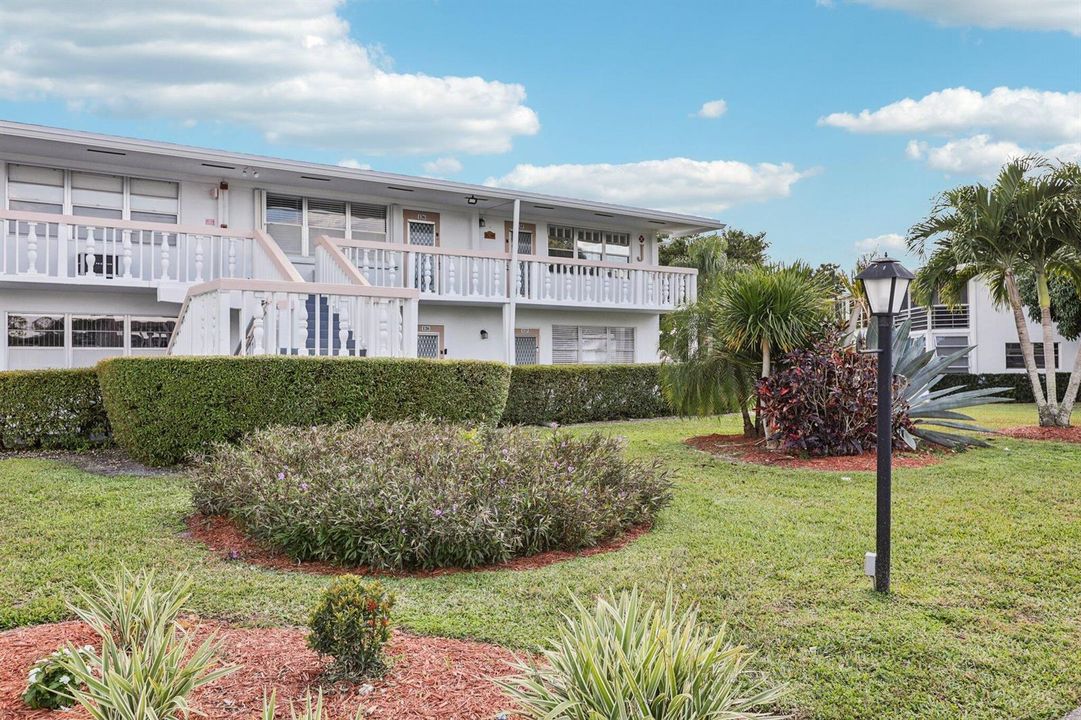 2-web-or-mls-Oakridge J 125-S1202-002
