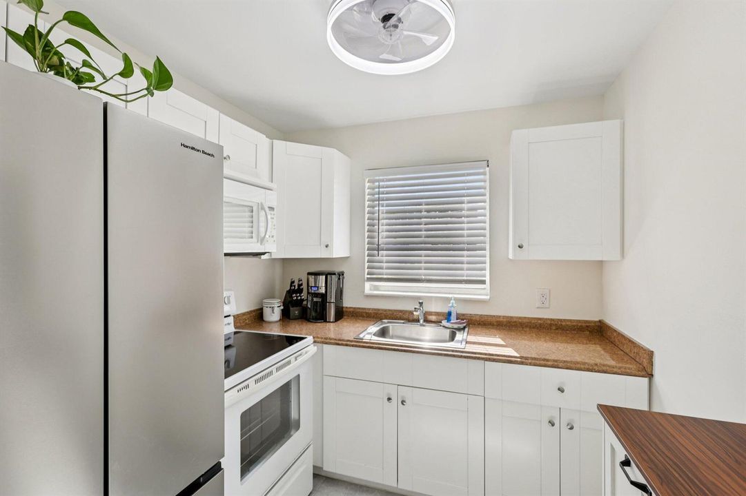 16-web-or-mls-Oakridge J 125-S1202-016