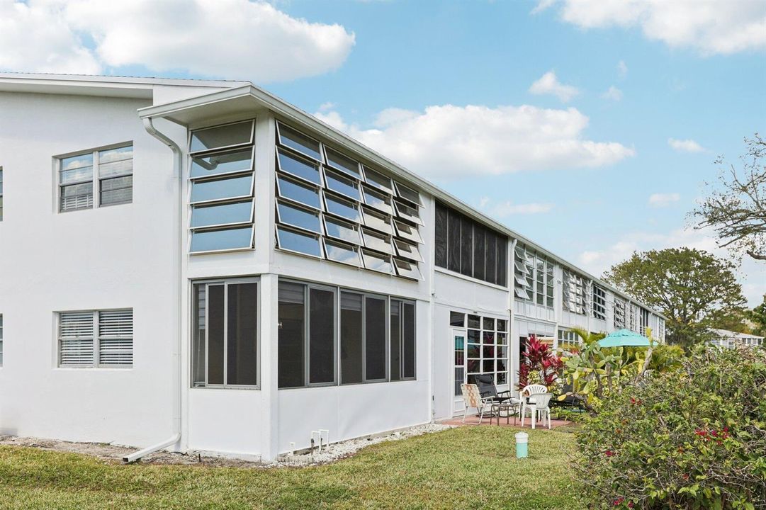 29-web-or-mls-Oakridge J 125-S1202-029