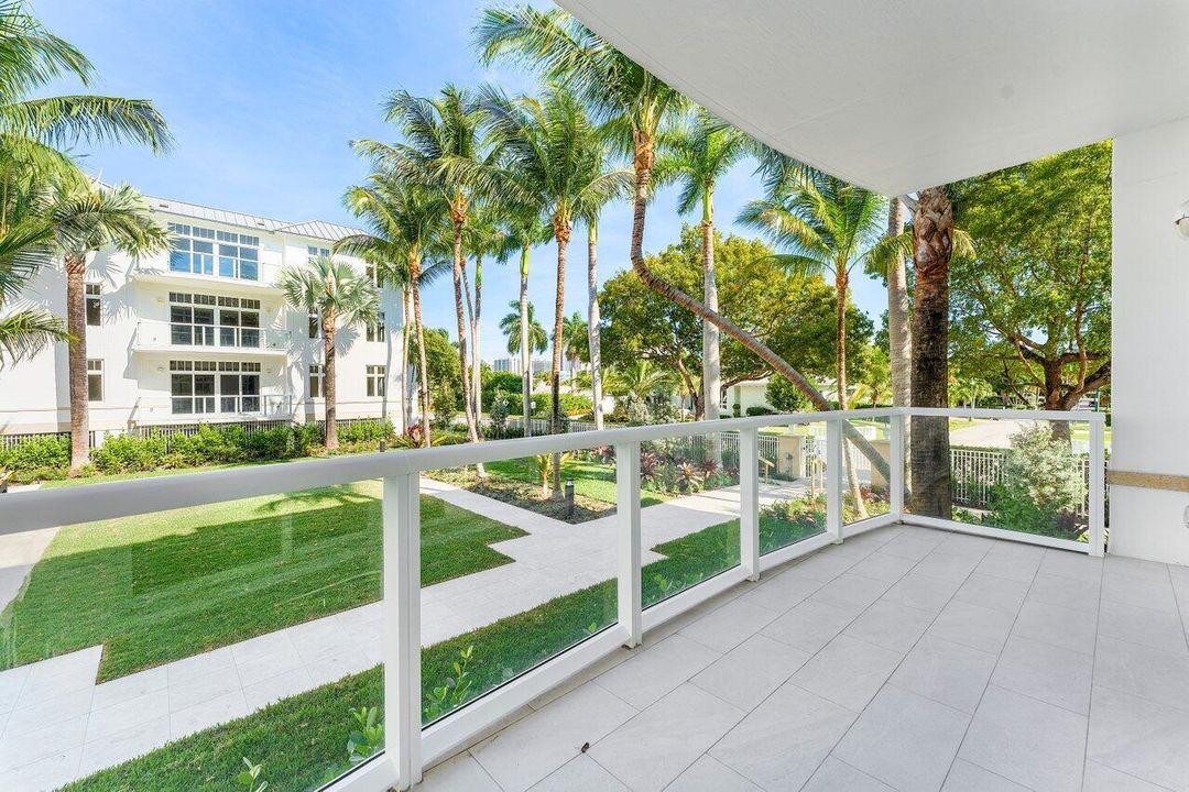 026-184LakeDrive-4102-PalmBeachShores-FL