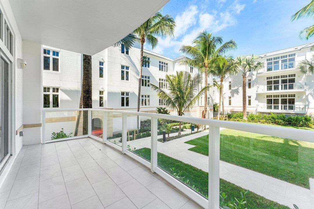 027-184LakeDrive-4102-PalmBeachShores-FL