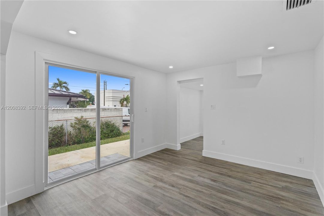 Activo con contrato: $665,000 (3 camas, 2 baños, 1376 Pies cuadrados)