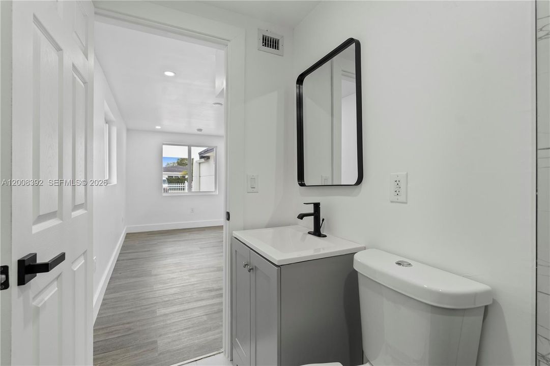 Activo con contrato: $665,000 (3 camas, 2 baños, 1376 Pies cuadrados)