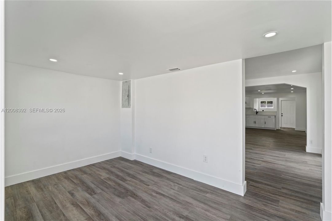 Activo con contrato: $665,000 (3 camas, 2 baños, 1376 Pies cuadrados)