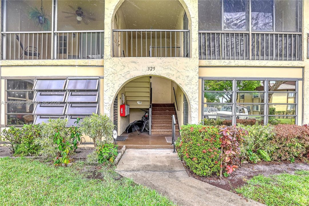 Activo con contrato: $155,000 (2 camas, 1 baños, 935 Pies cuadrados)
