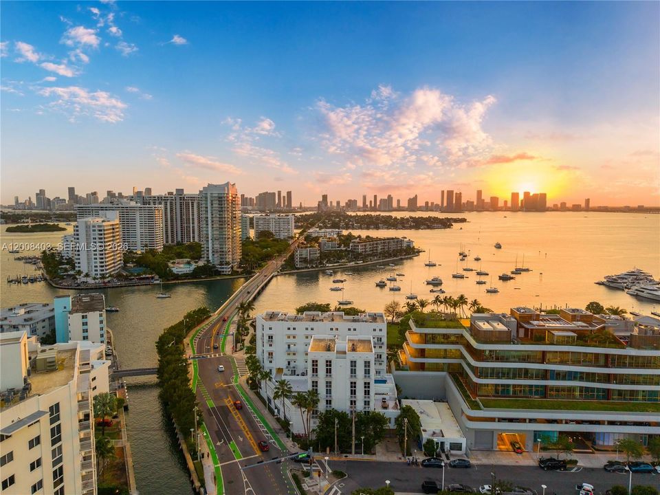 Active With Contract: $13,500 (2 beds, 2 baths, 1480 Square Feet)
