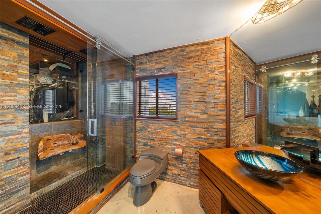Active With Contract: $13,500 (2 beds, 2 baths, 1480 Square Feet)