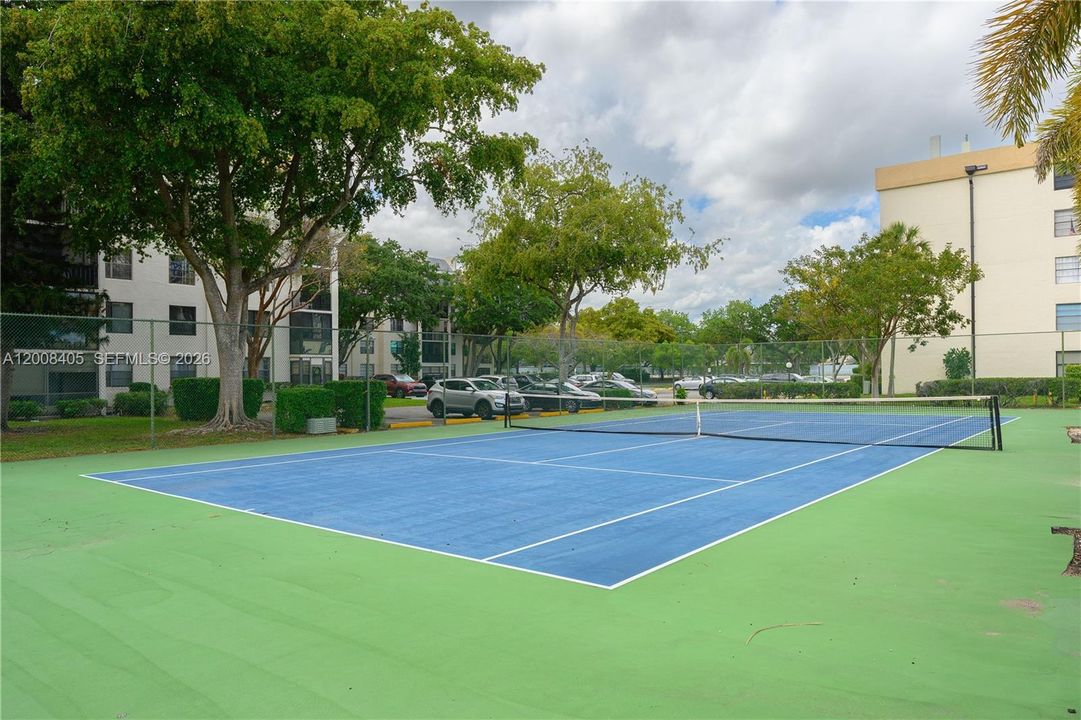 En Venta: $199,900 (2 camas, 2 baños, 995 Pies cuadrados)