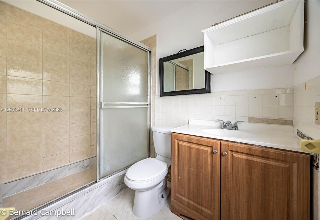 На продажу: $124,900 (2 спален, 2 ванн, 855 Квадратных фут)
