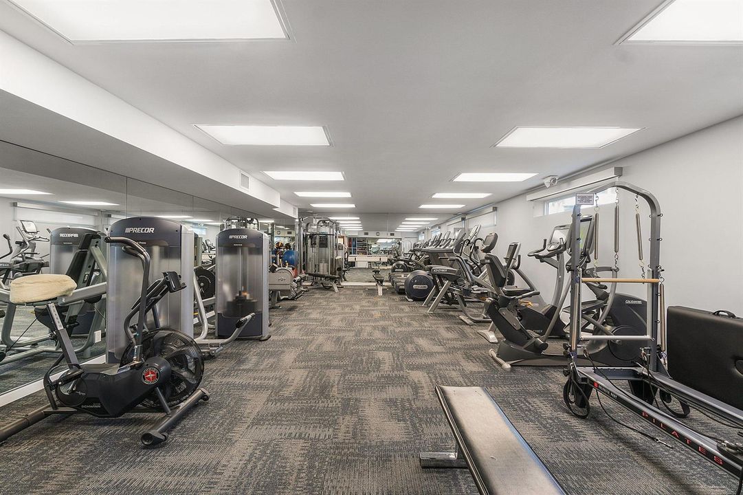 002-150BradleyPlace-203-PalmBeach-FL-334