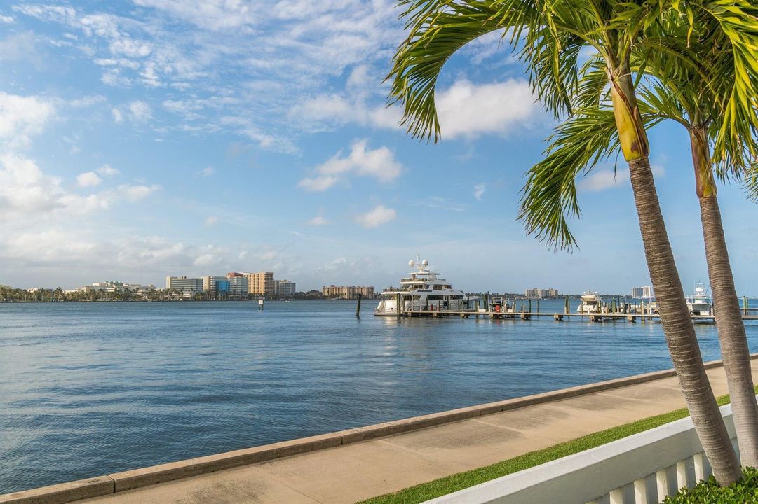 004-150BradleyPlace-203-PalmBeach-FL-334