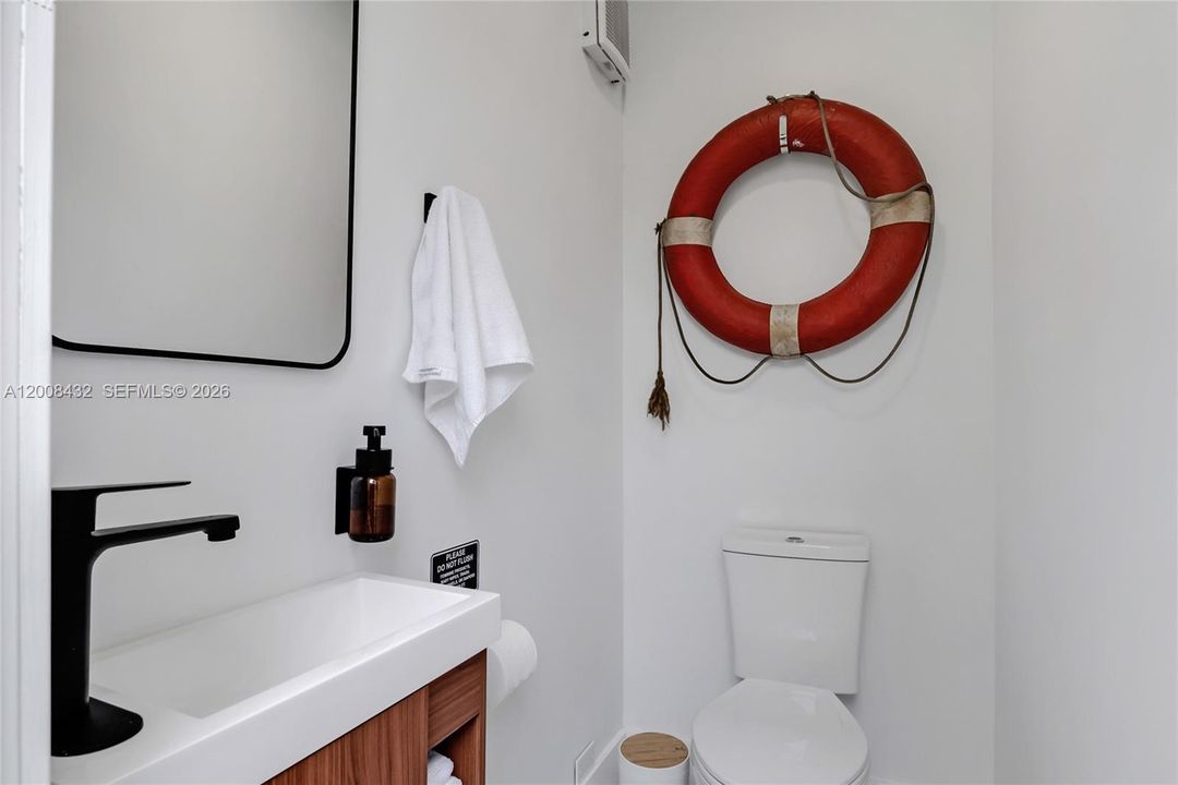 Active With Contract: $8,600 (3 beds, 2 baths, 1764 Square Feet)