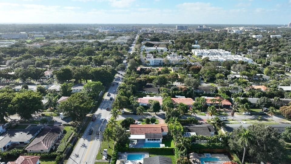 Active With Contract: $8,600 (3 beds, 2 baths, 1764 Square Feet)