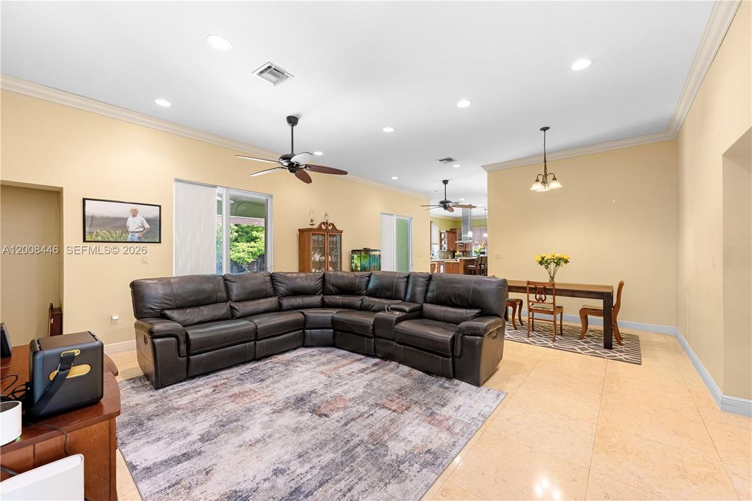 For Sale: $1,370,000 (5 beds, 3 baths, 3087 Square Feet)