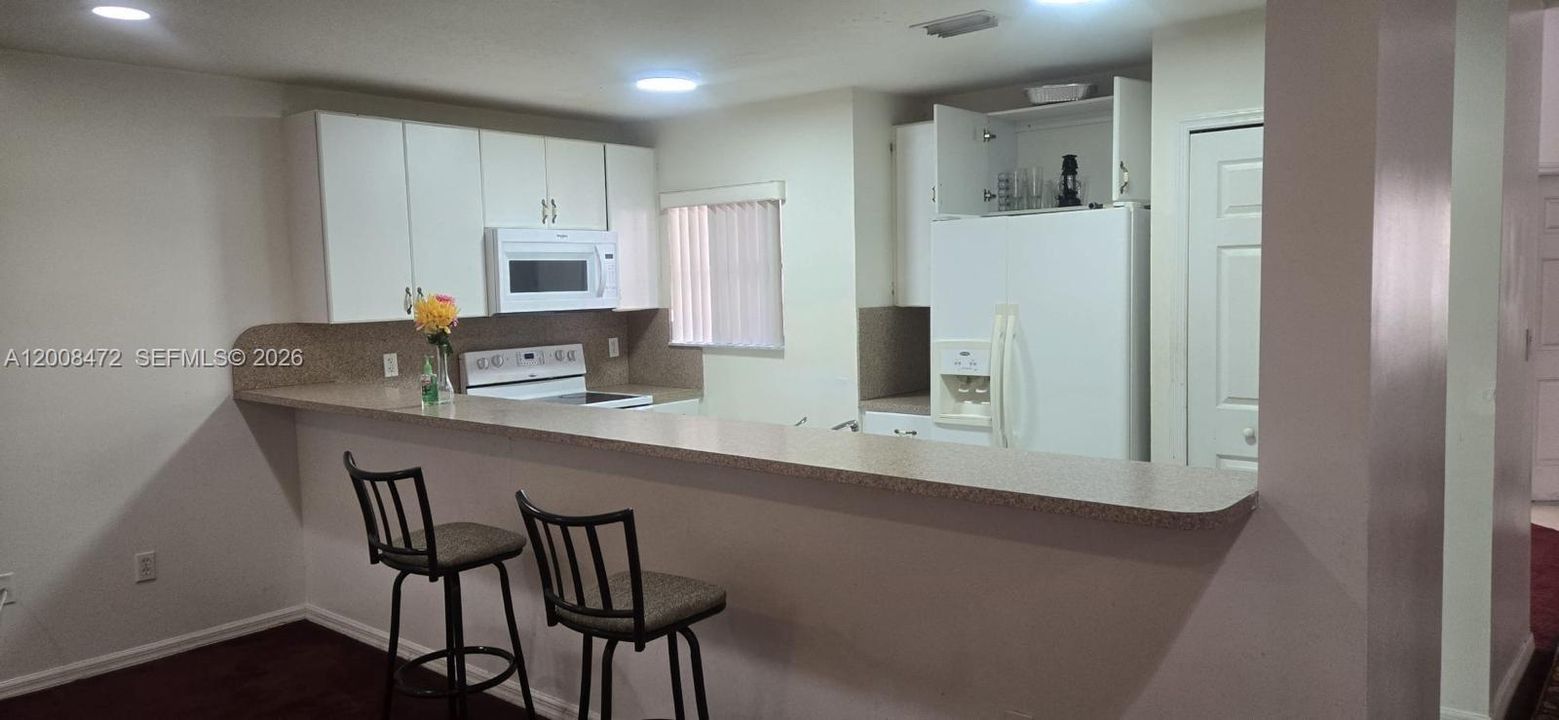 For Sale: $340,000 (3 beds, 2 baths, 1515 Square Feet)