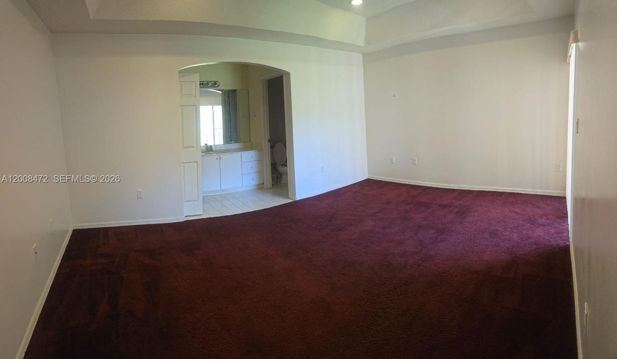 For Sale: $340,000 (3 beds, 2 baths, 1515 Square Feet)