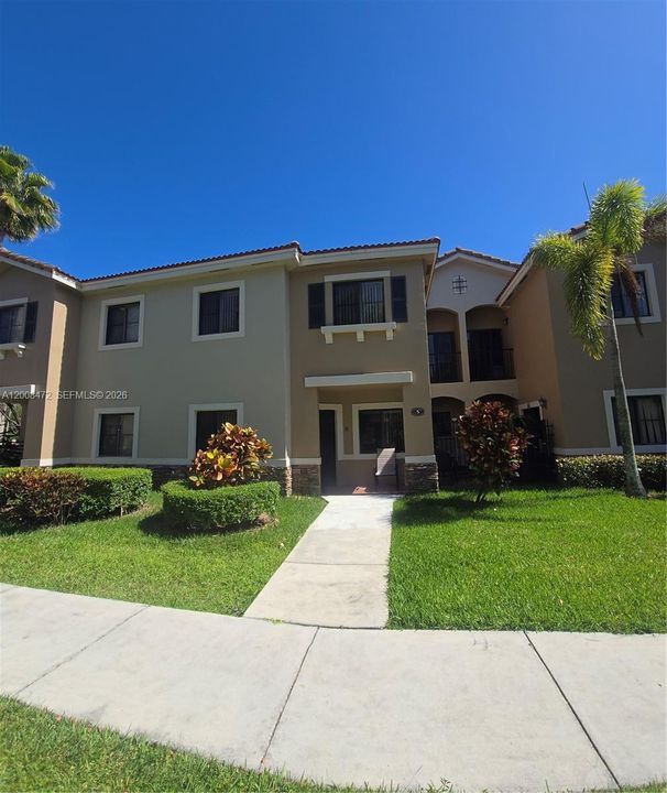 For Sale: $340,000 (3 beds, 2 baths, 1515 Square Feet)
