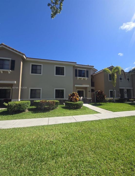 For Sale: $340,000 (3 beds, 2 baths, 1515 Square Feet)