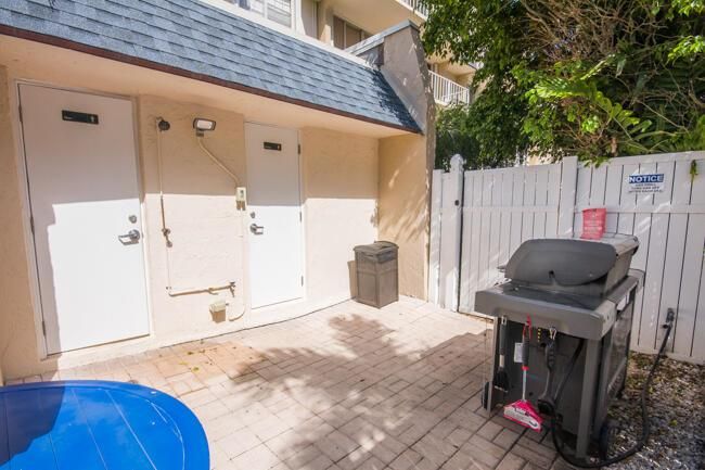 Pool Bathrooms