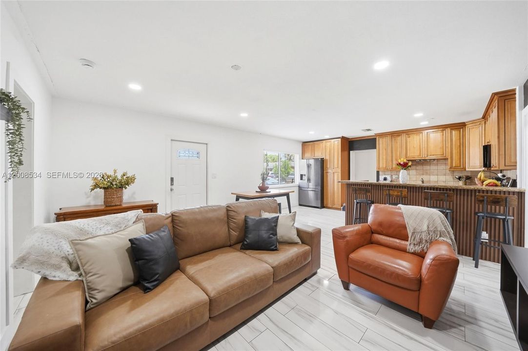 Active With Contract: $3,300 (4 beds, 2 baths, 1236 Square Feet)