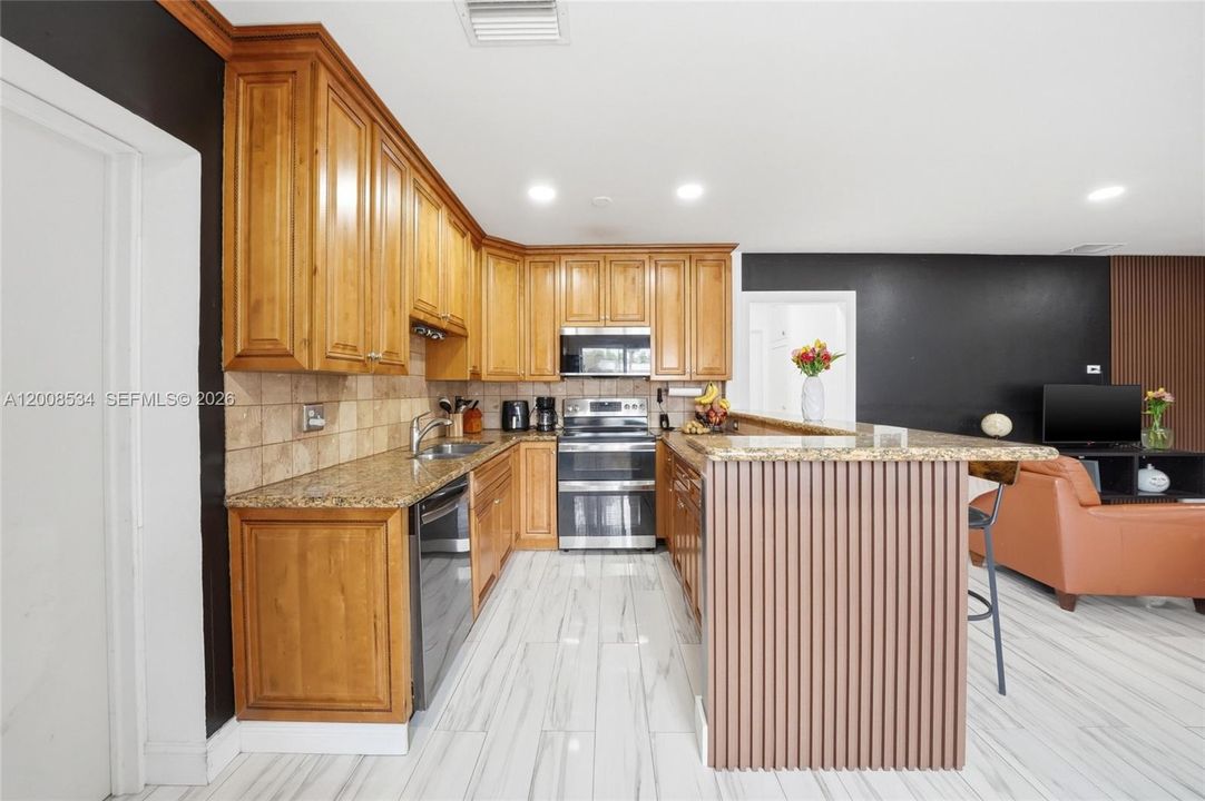 Active With Contract: $3,300 (4 beds, 2 baths, 1236 Square Feet)