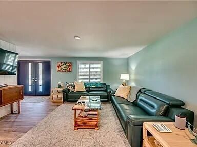 Living Area 2
