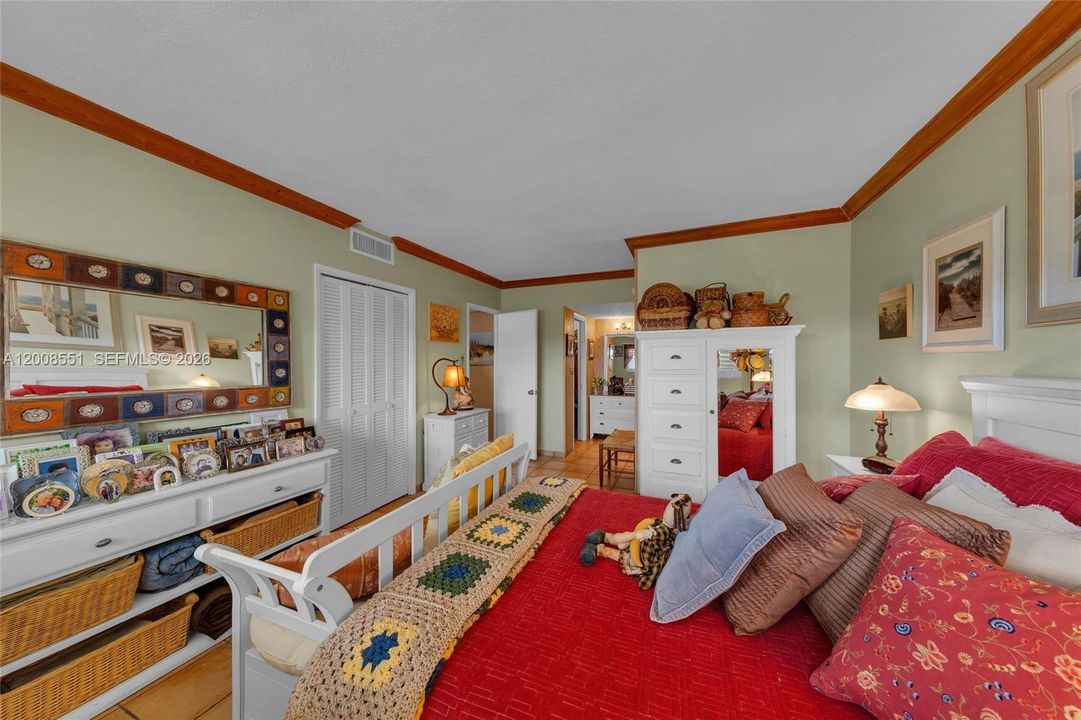 For Rent: $3,500 (2 beds, 2 baths, 1020 Square Feet)